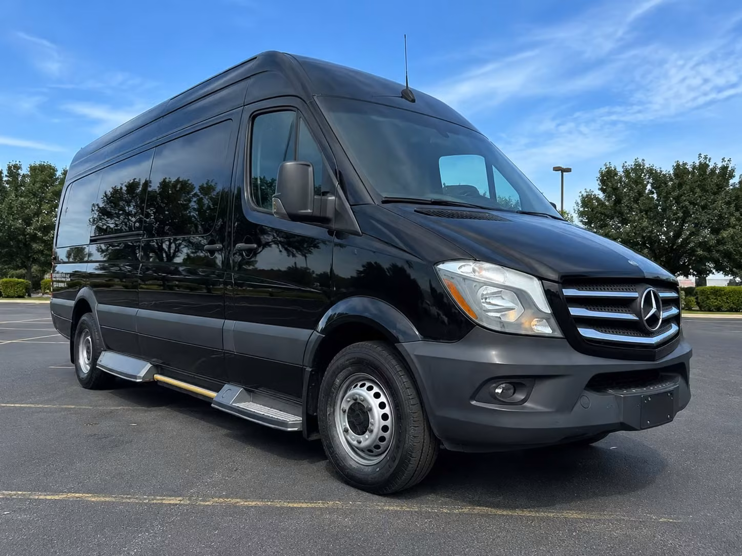 visalia airport transportation